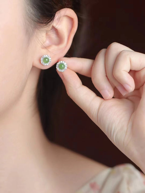 Anting-anting Pejantan Desain Jasper Alami. Gaya yang indah, terbuat dari perak 925, gioknya bersih dan halus, sudah termasuk ongkos kirim dan pajak.