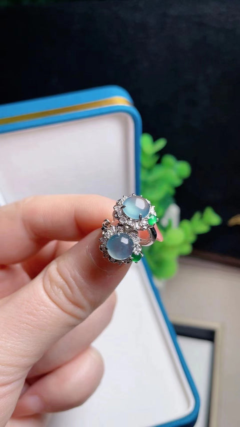 Anting-anting batu giok alami dengan pengaturan perak 925 super tembus pandang Ukuran 0,7 Tekstur halus Sudah termasuk ongkos kirim dan pajak.
