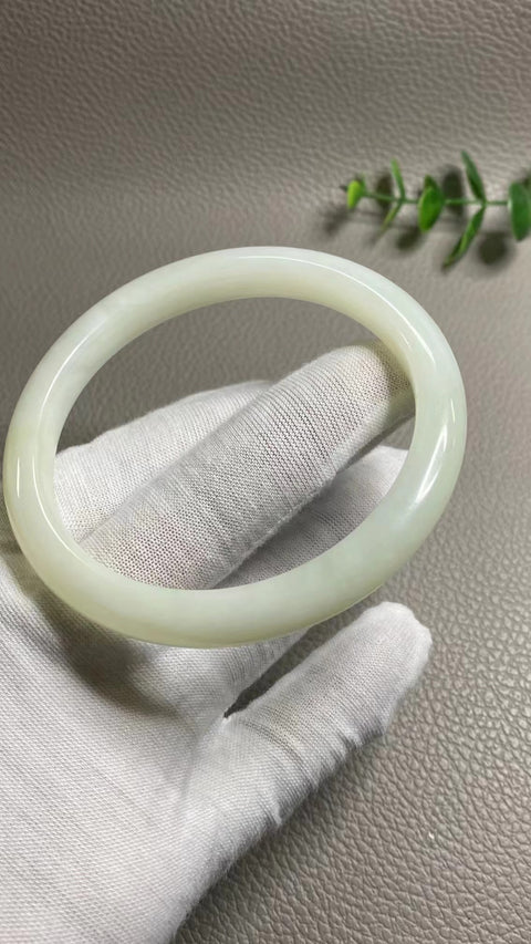 Gelang Gelang Giok Cui Jade Lychee Alami Ukuran 64-66mm Ukuran 65.1mm Lebar Sisi 10mm Giok terjadi secara alami Pola acak termasuk pajak pengiriman