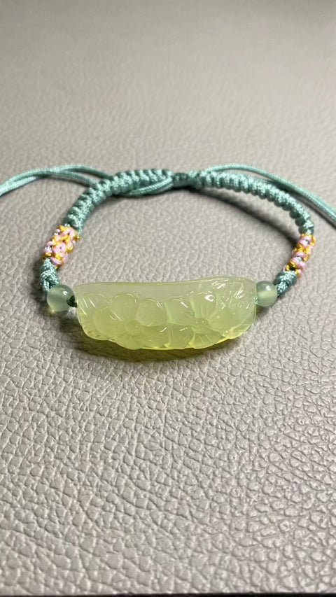 Gelang Giok Alami Ukuran 43 * 16.5mm Gaya Ukiran Tangan yang Dapat Disesuaikan Termasuk pajak pengiriman.