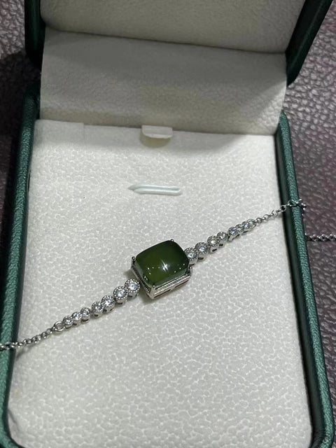 Gelang Gula Batu Giok Alami 925 Gelang Ukiran Perak Giok bersih dan halus Ukuran 10,5 * 8mm Sudah termasuk ongkos kirim dan pajak.