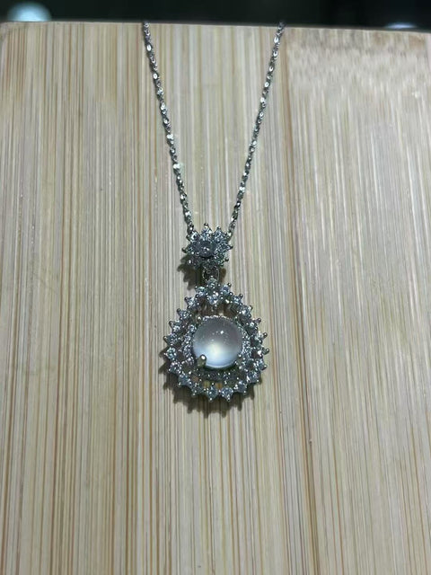 Kalung Giok Alami dari 925 Perak; Ukuran 7mm Giok halus dan hangat Termasuk pajak pengiriman.