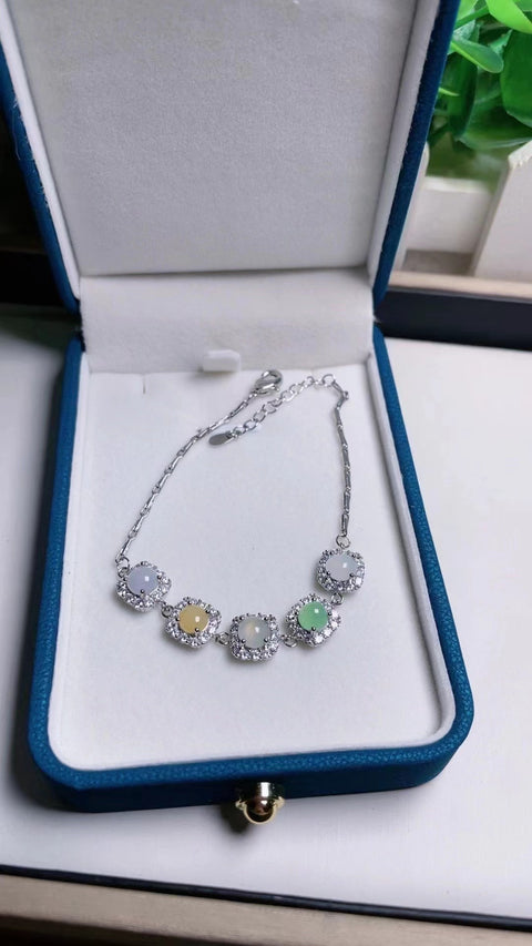 Gelang Jadeite Alami 925 Tatahan Perak Bahan Pit Tua Ukuran 5mm Giok bersih dan halus sudah termasuk pajak pengiriman.