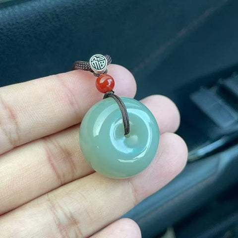 Liontin Jepitan Roti Giok Hetian Giok Alami Ukuran 26.8 * 17.7mm Giok baik-baik saja dan hangat dengan warna-warna yang indah Pajak pengiriman sudah termasuk.