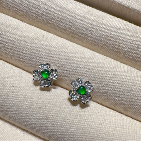 Anting Semanggi Jadeite Alami yang terbuat dari perak 925, ukuran 2,5 mm atau lebih, gaya yang indah, sudah termasuk pajak pengiriman.
