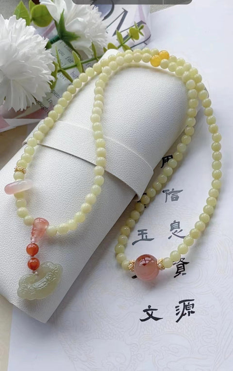 Gelang dan Kalung Giok Hetian Giok alami yang bersih dan halus Ukuran 0,6 mm Pengiriman dan pajak sudah termasuk.
