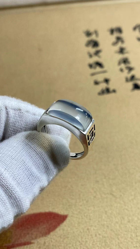 Cincin Pelana Es Giok Cui Giok Halus dari 925 Perak Ukuran 7 * 15mm Bezel yang Dapat Disesuaikan Termasuk ongkos kirim dan pajak.