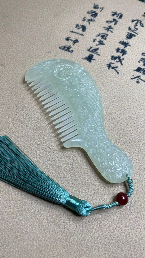 Yishunbashun: Ciu Giok Warna Gradien - Sisir Giok, Ukiran Sisi Ganda - Damai dan Sejahtera, Ukuran: 113 ✖️46mm Sudah Termasuk Pajak Pengiriman