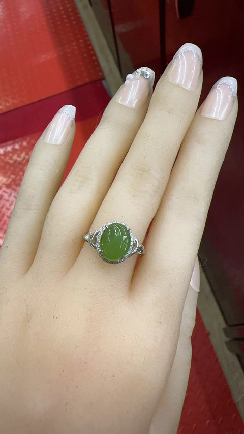 Cincin Jasper Alami 💍925 Tatahan Perak 👍Sederhana dan bergaya, desain longgar, ukuran yang dapat disesuaikan 👍Warna bahannya sangat bagus ❗️Specifications: 10 * 8mm & nbsp; Sudah termasuk pajak pengiriman