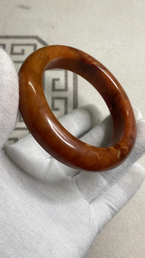 Gelang Giok Batu Giok Bunga Cui Giok Alami Ukuran 58-60mm Ukuran 59.8mm & nbsp; Lebar Sisi 15mm Giok adalah semua yang terjadi secara alami Pola bunga acak Sudah termasuk pajak pengiriman.