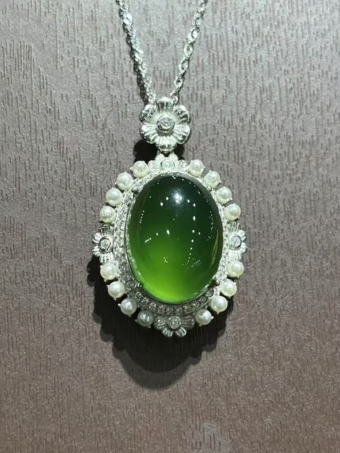 Kalung Telur Giok Alami Ukuran 15 * 20mm Giok halus dan hangat, gaya yang indah, sudah termasuk pajak pengiriman.