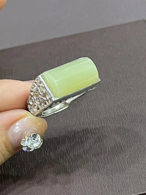 Mentega Ayam Giok Hetian Alami Kuning 925 Tatahan Perak Bezel yang Dapat Disesuaikan Ukuran 16.6 * 10.5mm Termasuk pengiriman dan pajak.