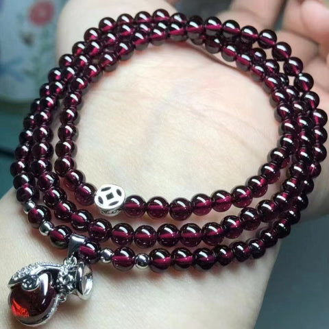 Gelang Garnet Alami dengan Gaya Perak 925 Ukuran 4.6mm Kristal Warna Burgundy Murni Tembus Pandang dan Indah Sudah termasuk pajak pengiriman.