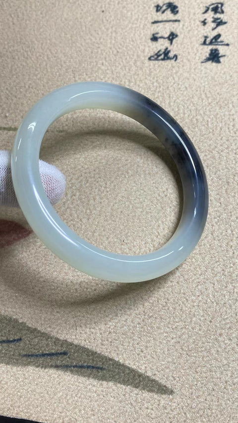 Gelang Dai Giok Cui Giok Gunung Jauh Ukuran 59-61mm Ukuran 60.5mm Lebar Sisi 10mm Batu giok semuanya terjadi secara alami Pola acak termasuk pajak pengiriman