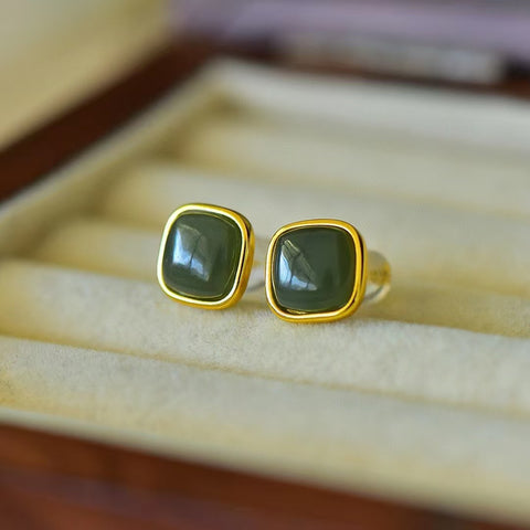 2340Q-2 Anting Giok Giok Hetian Alami Ukuran 8 * 8mm 925 Perak Tatahan Giok halus dan hangat Termasuk pajak pengiriman