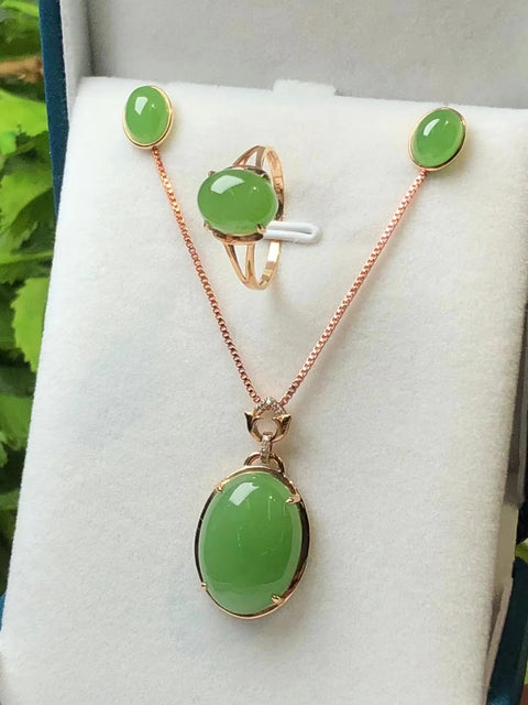 Set Emas 18k Jasper Apel Hijau Set Anting Emas 18k Anting 8 * 6mm Kalung 18 * 13mm Cincin 10 * 8mm Sudah termasuk ongkos kirim dan pajak.
