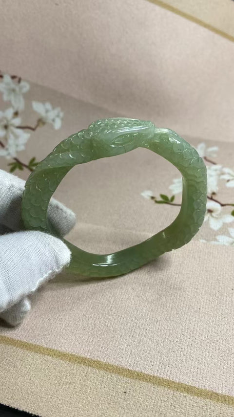 Gelang Tali Uang Giok Cui Giok Alami Ukuran 54-56mm Ukuran 55.4mm Giok semuanya terjadi secara alami Pola acak termasuk pajak pengiriman