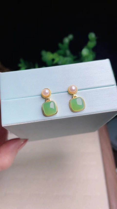 Anting-anting Pejantan Jasper Alami: Gaya Bahan Halus dan Hangat 925 Perak Pengaturan Ukuran 0.9 * 0.9mm Giok bersih, halus, dan hangat.
