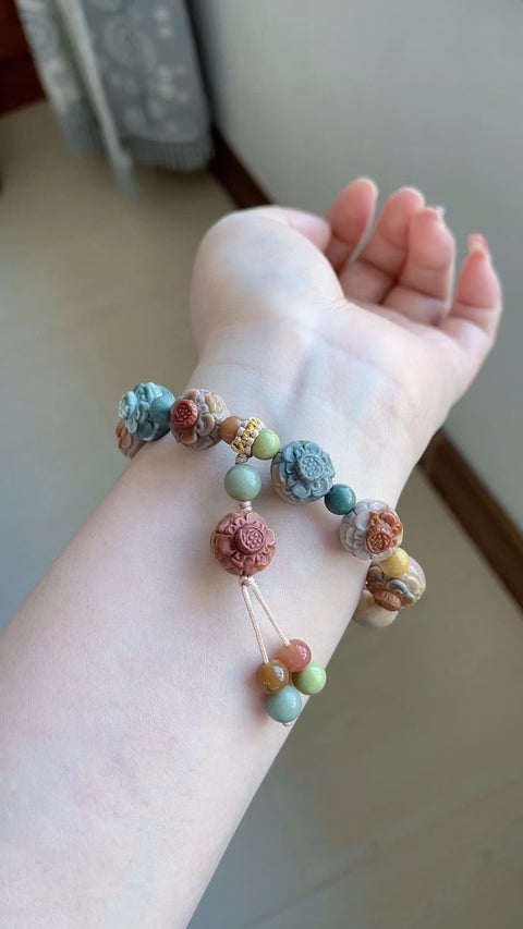 Gelang Batu Akik Alashan Alami Ukuran 1.2 * 1.2cm Sudah termasuk pajak pengiriman.