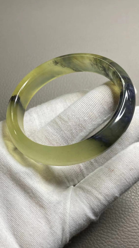 Gelang Tinta Giok Cui Alami Ukuran 56-58mm Ukuran 57.8mm Lebar Sisi 13.2mm Giok terjadi secara alami Pola acak termasuk pajak pengiriman.