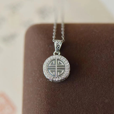 3313T Set Kalung Zirkonia Giok Hetian Giok Alami dari 925 Giok Perak bersih, halus dan hangat, gaya yang indah Ukuran 10 * 10mm Termasuk pajak pengiriman.