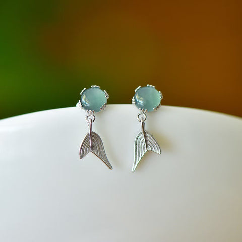 Anting Ekor Ikan Berbentuk Drum Bulat dengan Batu Giok Biru Bertatahkan Perak Sterling S925 - 32021 - 6*6 cm. Gratis ongkos kirim dan pajak.