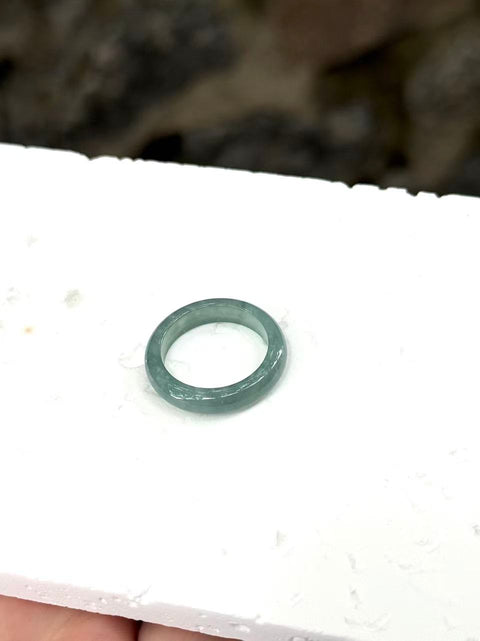 Baru datang🆕Cincin giok alami Grade A💍Warna berkabut🗣💯💯👆👆Dapat digunakan sebagai cincin atau kalung😍Diameter cincin: 18-4.2-2.9 mm🌷Pengiriman dan pajak termasuk