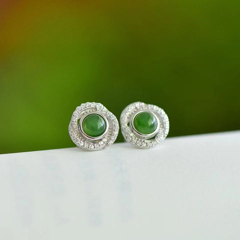 Anting-anting Tetesan Telur Jasper Alami yang terbuat dari batu giok 925 perak, bersih dan halus, sudah termasuk ongkos kirim dan pajak.