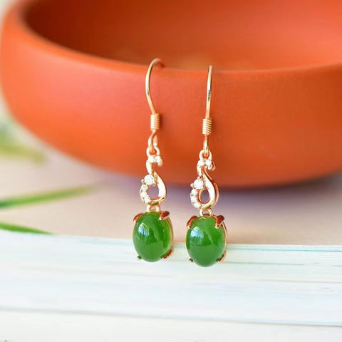 12008 Anting-anting Tetesan Telur Jasper Alami yang terbuat dari perak 925 Ukuran 6 * 8mm Giok halus dan hangat, gaya yang indah sudah termasuk pajak pengiriman.