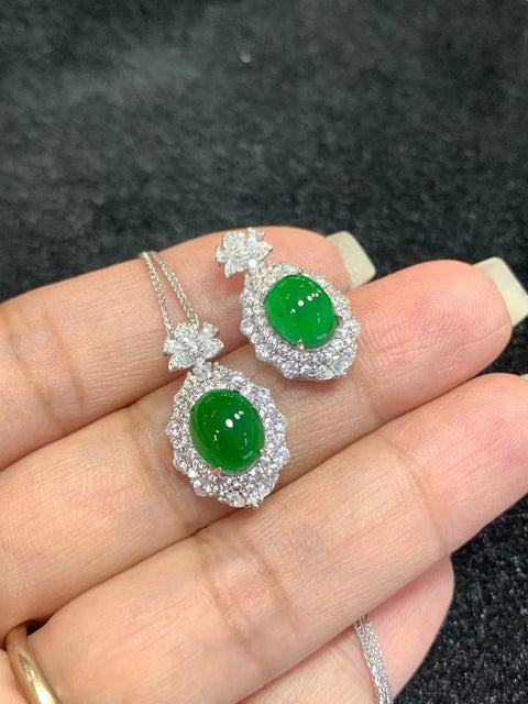 Kalung Giok Guatemala Alami 925 pengaturan perak Giok bersih dan halus serta hangat Ukuran 8 * 10mm Sudah termasuk pajak pengiriman.
