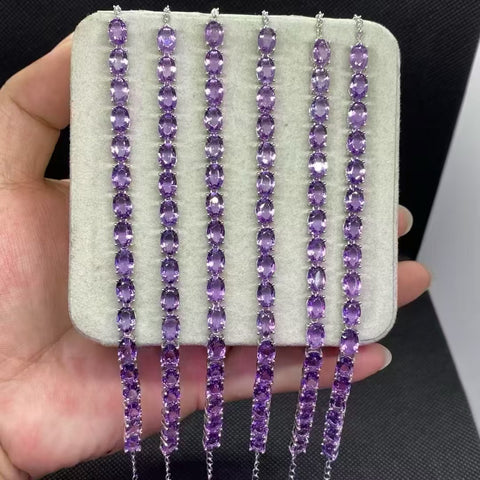 Gelang batu kecubung alami yang terbuat dari perak 925, ukuran batu utama 5 * 7mm, dengan penyangga perak yang lebih tebal, gaya yang indah, sudah termasuk pajak pengiriman.