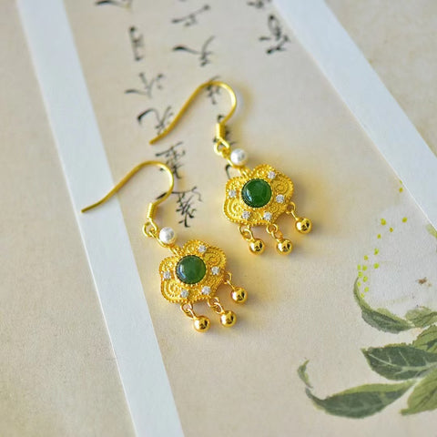 12402-2 Anting Mutiara Jasper Ruyi Alami 925 pengaturan perak Giok bersih dan halus dan hangat Ukuran 5mm Sudah termasuk pajak pengiriman