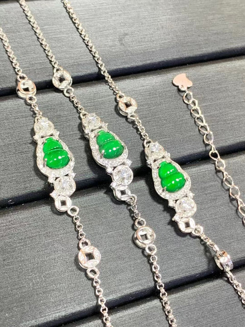 Gelang Jadeite Guatemala Alami 925 Perak Tatahan Giok bersih dan halus serta hangat Ukuran 6.3 * 8.2 * 2.8mm Termasuk Pajak Pengiriman