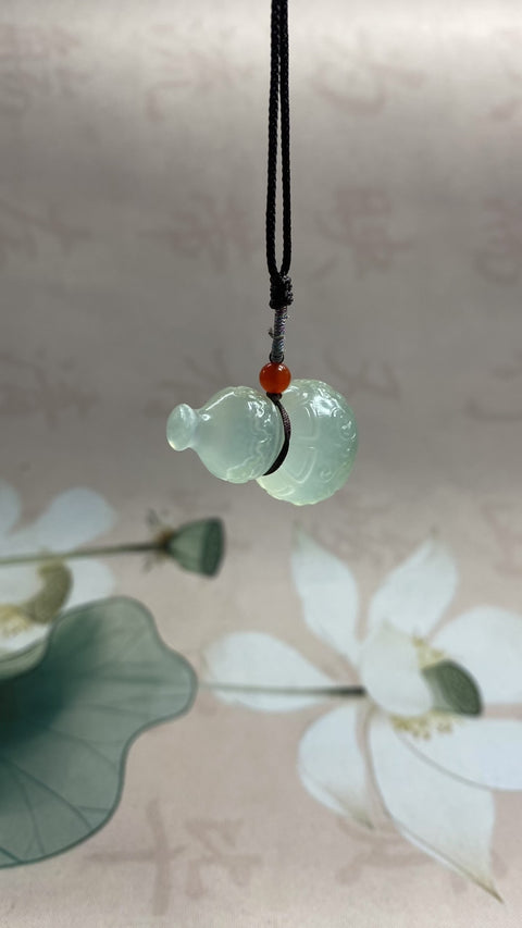 Labu Giok: Labu giok tiga dimensi Xiuyan yang indah - spesifikasi: 26 x 18 mm, gratis ongkos kirim dan pajak.