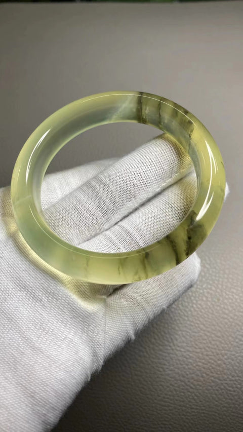 Gelang Tinta Giok Cui Alami Ukuran 57-59mm Ukuran 58.2mm Lebar Sisi 13.4mm Giok terjadi secara alami Pola acak termasuk pajak pengiriman.