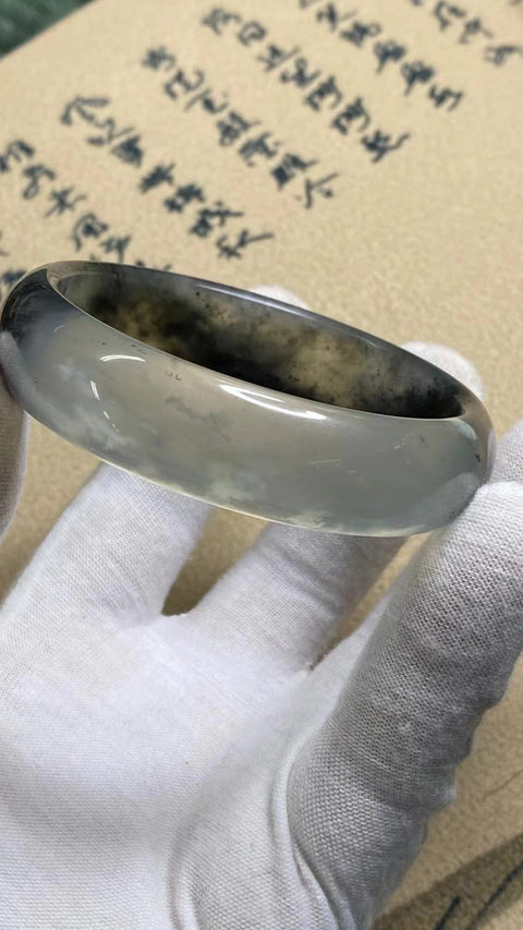 Gelang Tinta Percikan Es Bawah Giok Cui Giok Alami & nbsp; & nbsp; Ukuran 59-61mm Ukuran 60.1mm Lebar Sisi 15.7mm & nbsp; Giok terjadi secara alami Pola acak Termasuk Pajak Pengiriman