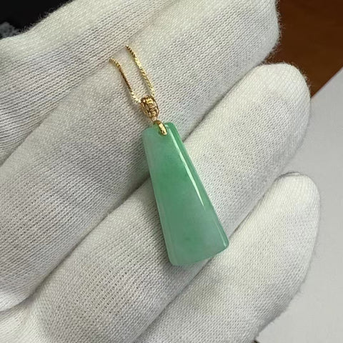 Kalung Tembus Es Jadeite a-barang-barang Alami Pengaturan Emas 18k Pencocokan Rantai Perak 925 Ukuran 31 * 11.8mm Termasuk Pajak Pengiriman