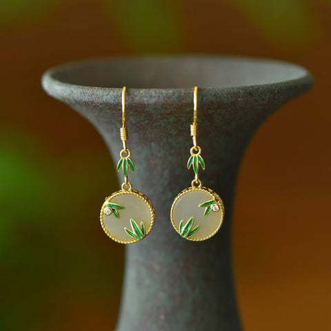 2882-2 Anting Enamel Bambu Giok Hetian Giok Alami Ukuran 10 * 10mm Giok halus dan hangat, dan gayanya indah.