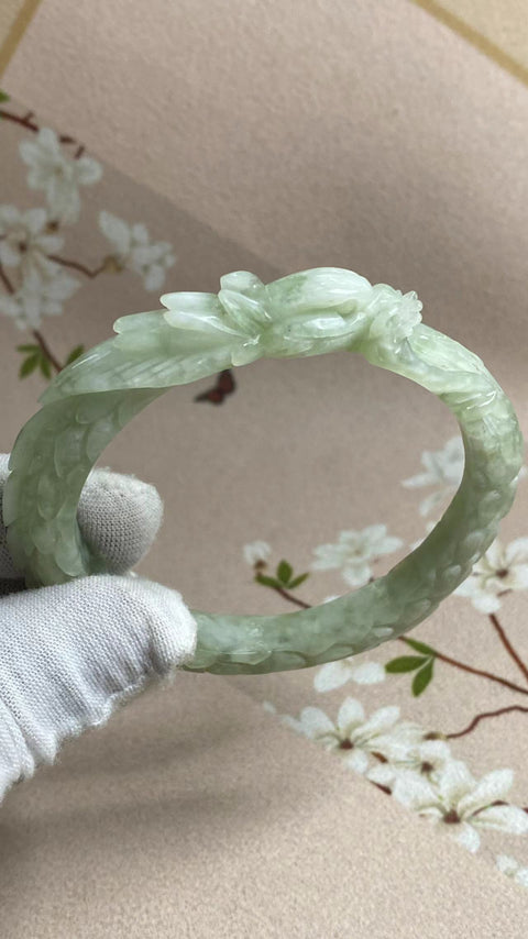 Gelang Naga Giok Cui Cui Halus Ukuran 59-61mm Ukuran 60.5mm Lebar 11.6mm Batu giok terbentuk secara alami Pola acak Termasuk ongkos kirim dan pajak