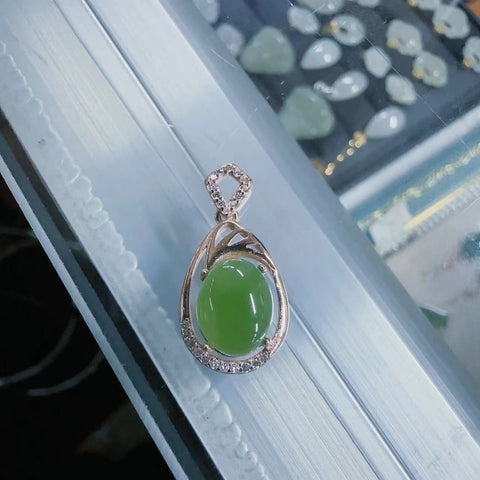 Kalung Giok Jasper Alami yang bersih, halus dan hangat, terbuat dari 925 perak, sudah termasuk pajak pengiriman.
