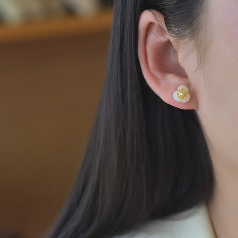 2872-2 Anting-anting Pejantan Mutiara Giok Hetian Giok Alami Ukuran 9 * 9mm Giok baik-baik saja dan hangat, gaya yang indah, sudah termasuk pajak pengiriman.