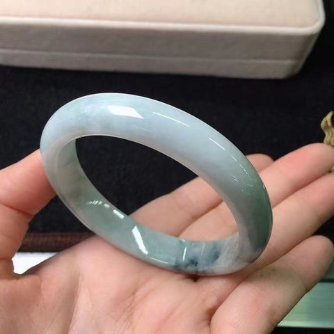 Gelang barang dari batu giok alami Ukuran 56-58mm Ukuran 57.6mm Batu giok semuanya terjadi secara alami Pola acak termasuk pajak pengiriman