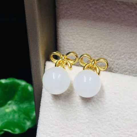 2100-2Anting Busur Giok Giok Hetian Alami 925 Giok Tatahan Perak halus dan hangat, gaya yang indah Ukuran 10 * 10mm Termasuk pajak pengiriman