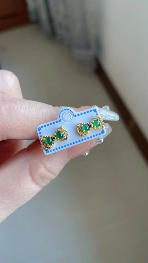 Anting Giok Guatemala Alami 925 Perak Bertatahkan Bahan Pit Tua Ukuran 0.4cm Giok halus dan hangat; Sudah Termasuk Pajak Pengiriman