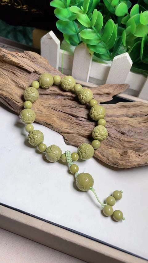 Gelang Batu Akik Alashan Alami Bunga Mekar Ukiran Indah Matcha Hijau Sudah termasuk pajak pengiriman.
