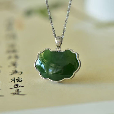 10869-2 Kalung Jasper Alami dari 925 Perak Ukuran 17 * 24mm Giok halus dan hangat, gaya yang indah, sudah termasuk pajak pengiriman.