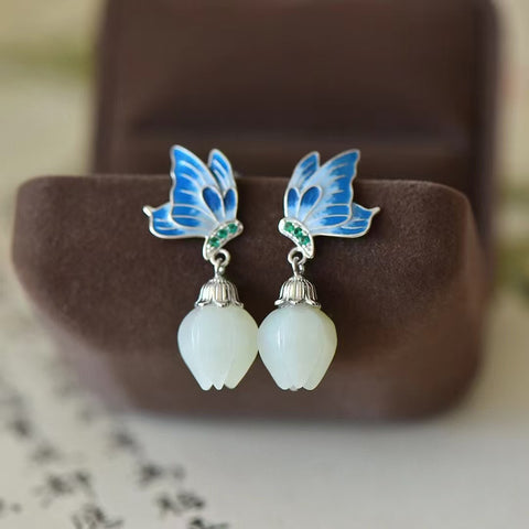 2804 Anting Enamel Kupu-kupu Giok Hetian Giok Alami yang terbuat dari perak 925 Ukuran 12 * 12mm Giok yang halus dan hangat Sudah termasuk ongkos kirim dan pajak