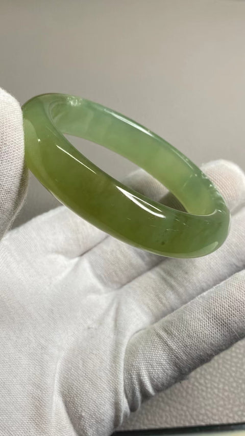 Gelang Bunga Terapung Warna Musim Semi Giok Cui Giok Alami Ukuran 58-60mm Ukuran 59.7mm Lebar Sisi 14.3mm Giok terjadi secara alami Pola acak Pajak Pengiriman Termasuk