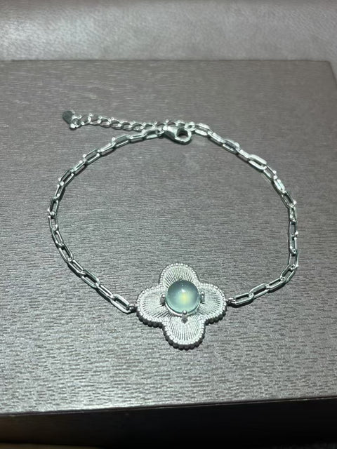 Gelang Semanggi Empat Daun Giok Cui Giok Alami dari perak 925, ukuran 7mm, gaya yang indah, giok yang halus dan hangat, sudah termasuk pajak pengiriman.