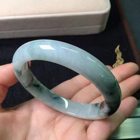 Gelang barang dari batu giok alami Ukuran 60-62mm Ukuran 61mm Batu giok semuanya terjadi secara alami Pola acak termasuk pajak pengiriman